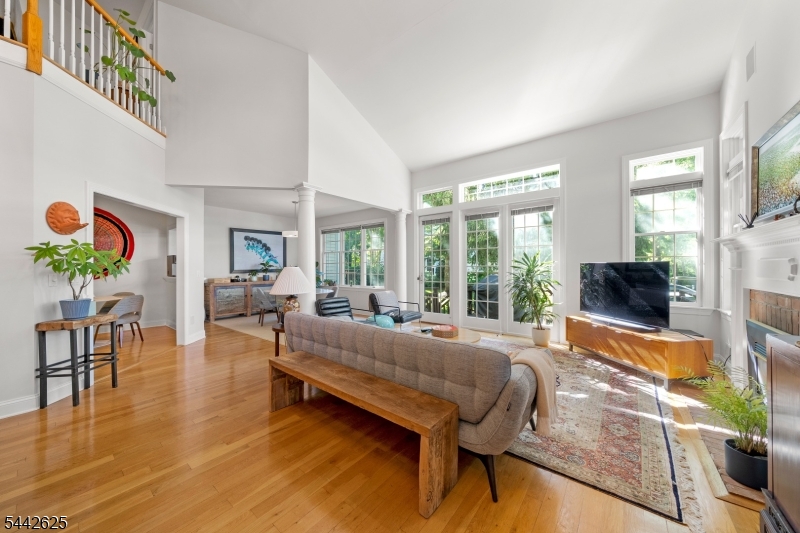 8 Hurlingham Club Road Far Hills, NJ 07931 - Photo 4 of 26