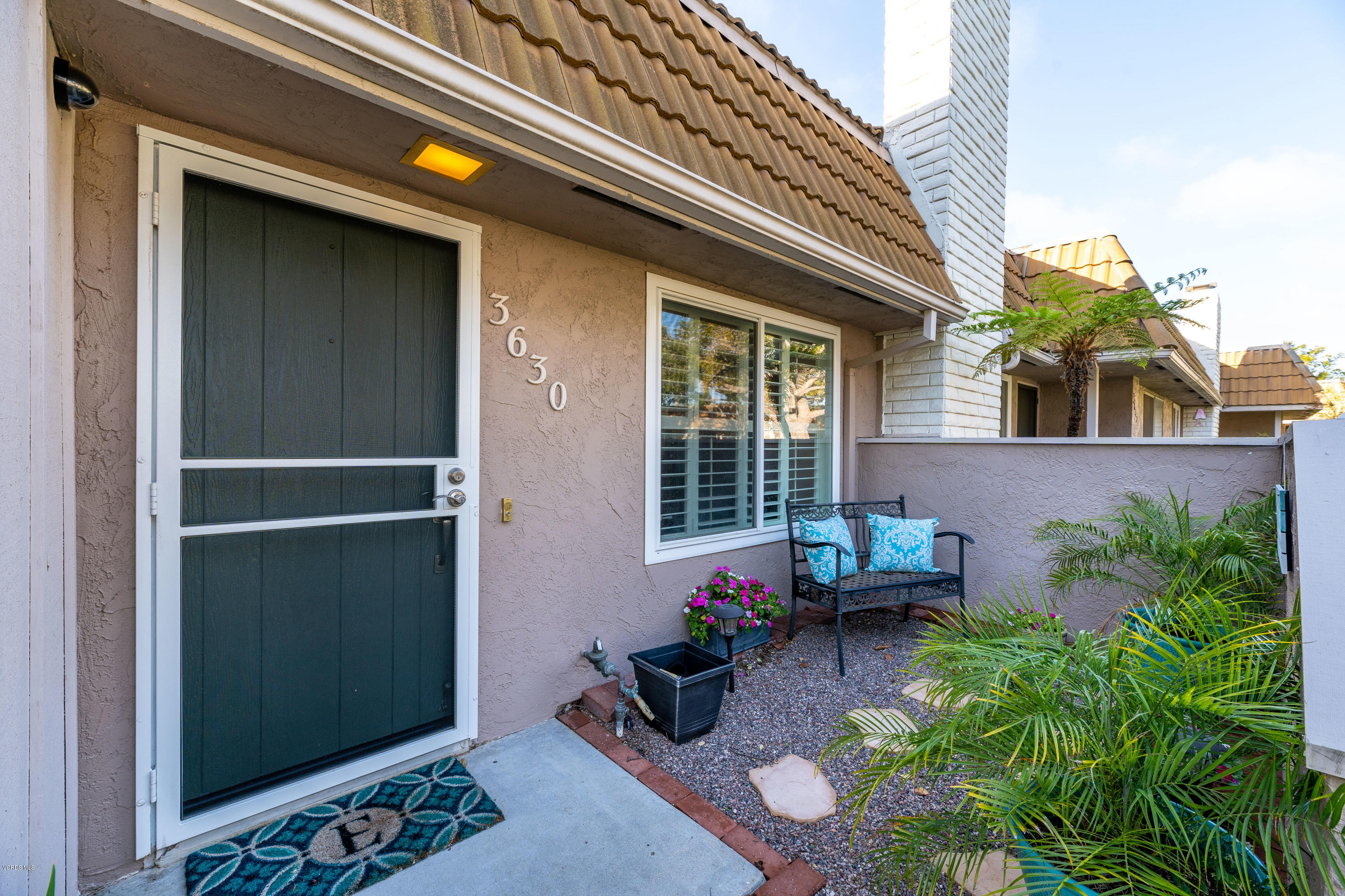 3630 Isle Way Oxnard, CA 93035 - Photo 3 of 28 Isle Ave-12