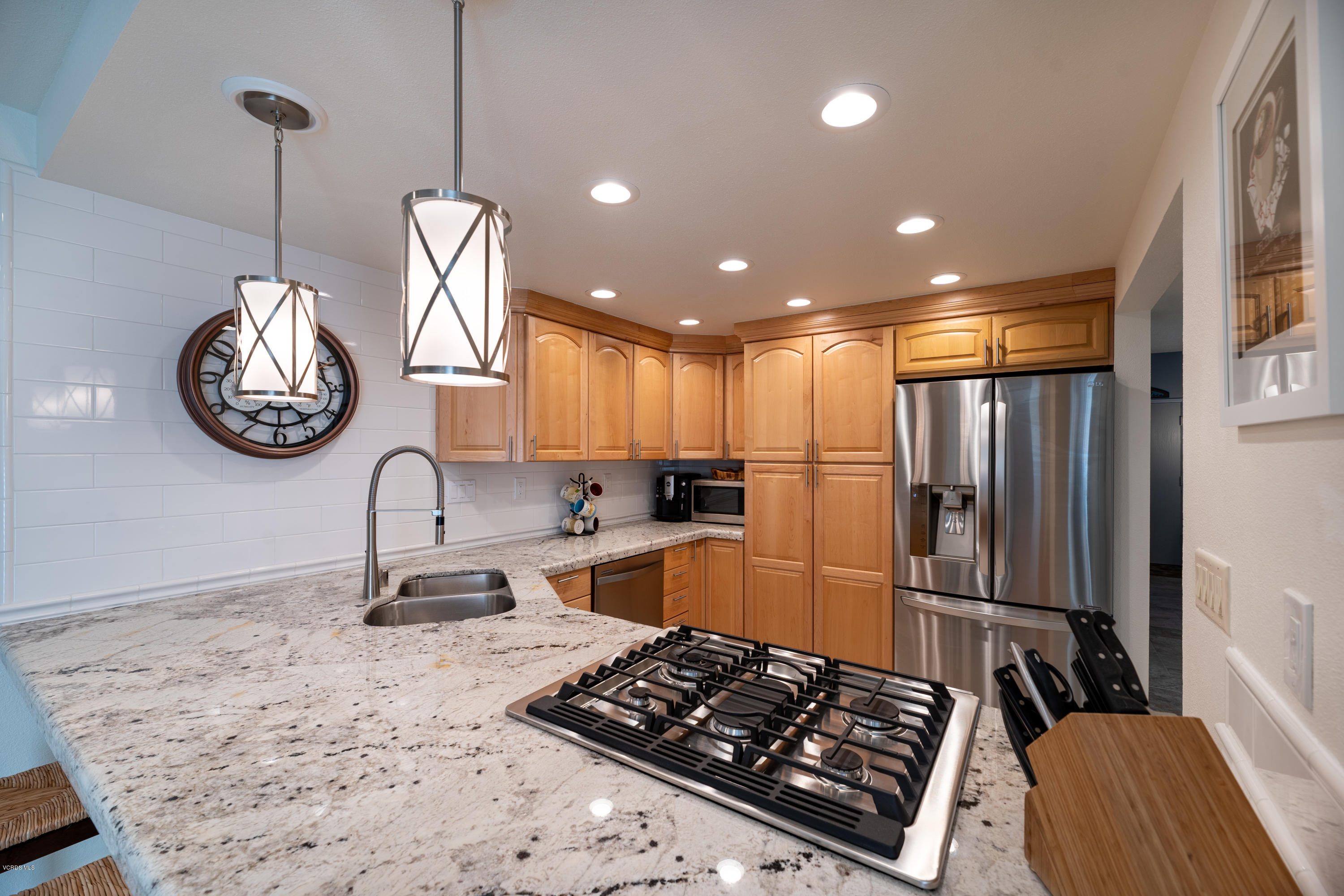 3630 Isle Way Oxnard, CA 93035 - Photo 10 of 28 Isle Ave-23