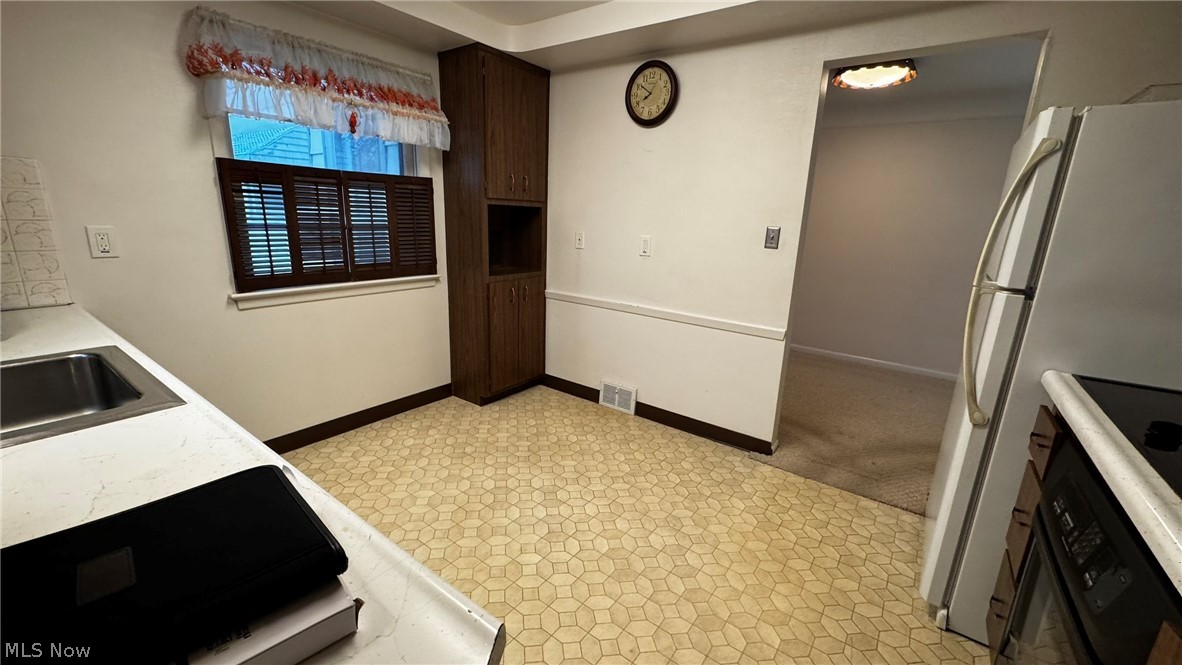 5202 Longton Road Lyndhurst, OH 44124 - Photo 11 of 38 Gallery Image 11