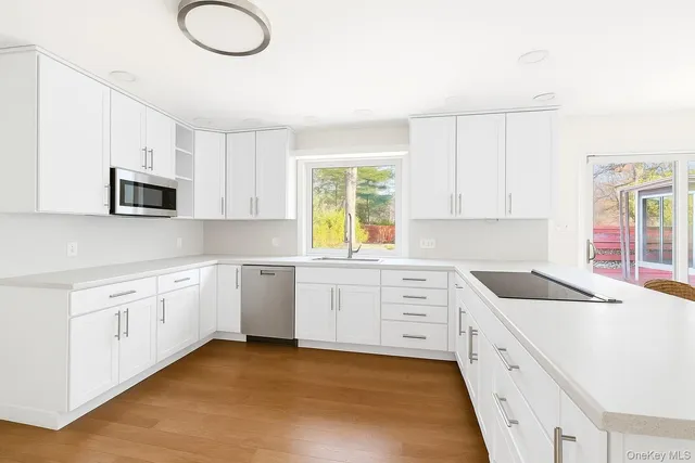 $1,695,000 | 7 Dickson Lane, Bedford Corners, NY 10549