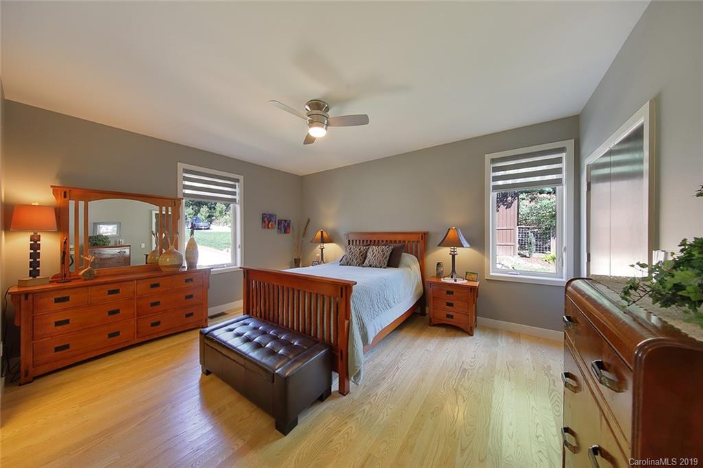 18 Pelham Road Asheville, NC 28803 - Photo 13 of 38 Gallery Image 13