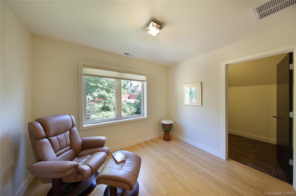 18 Pelham Road Asheville, NC 28803 - Photo 17 of 38 Gallery Image 17