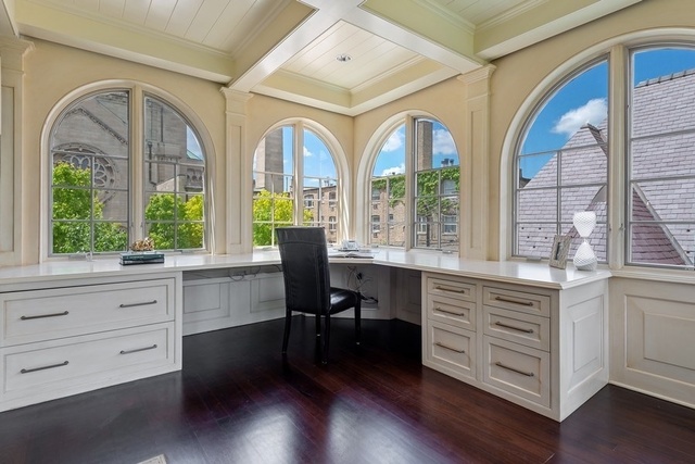 632 West Deming Place Chicago, IL 60614 - Photo 30 of 49 a view of hall with furniture and a large window