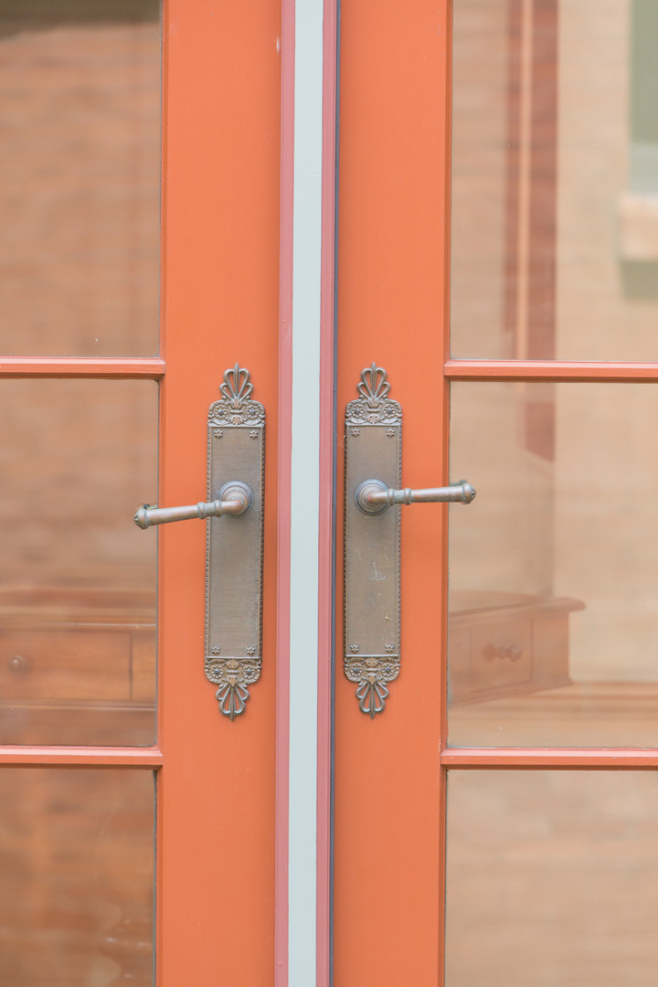 632 West Deming Place Chicago, IL 60614 - Photo 46 of 49 a bathroom with a shower