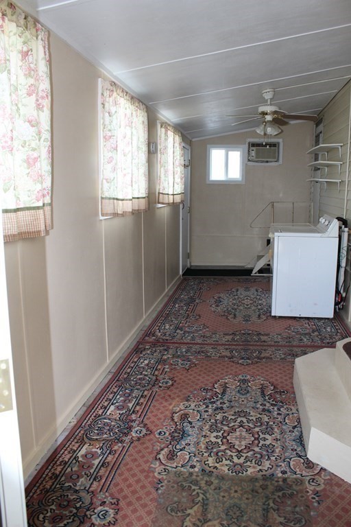 69 Mobile Home Way Springfield, MA 01119 - Photo 32 of 42 Gallery Image 32