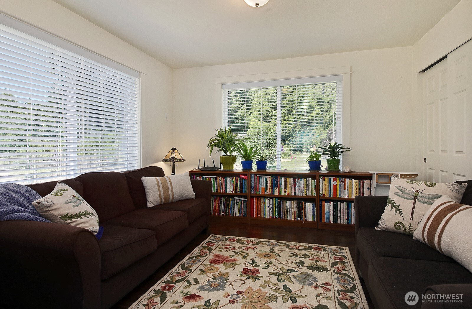 6545 Cultus Bay Road Clinton, WA 98236 - Photo 16 of 40