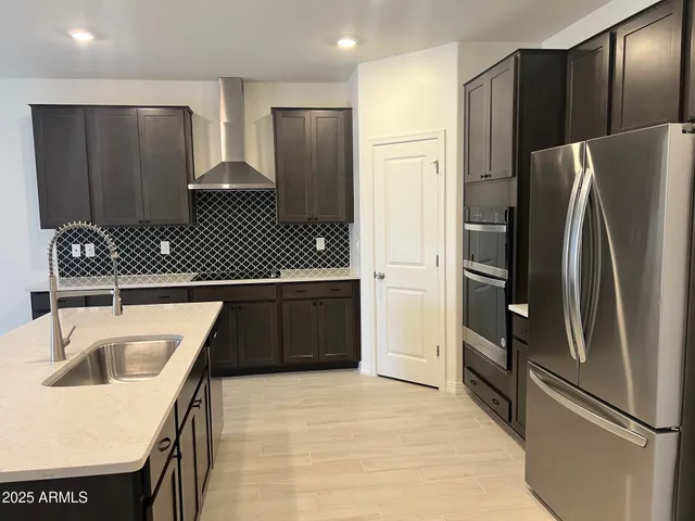 $2,500 | 21110 East Canary Way, Queen Creek, AZ 85142