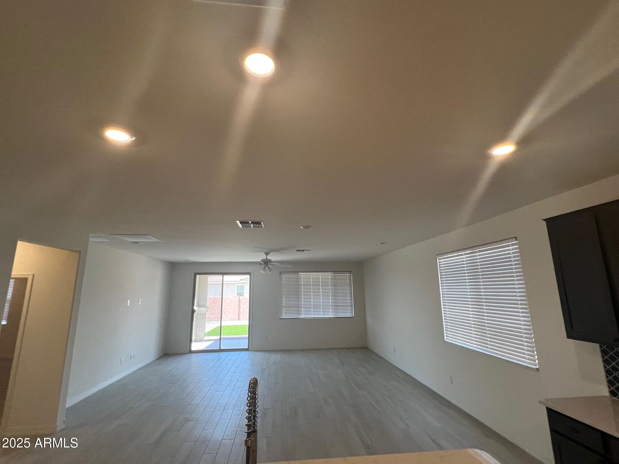 21110 East Canary Way Queen Creek, AZ 85142 - Photo 19 of 32 IMG_7096