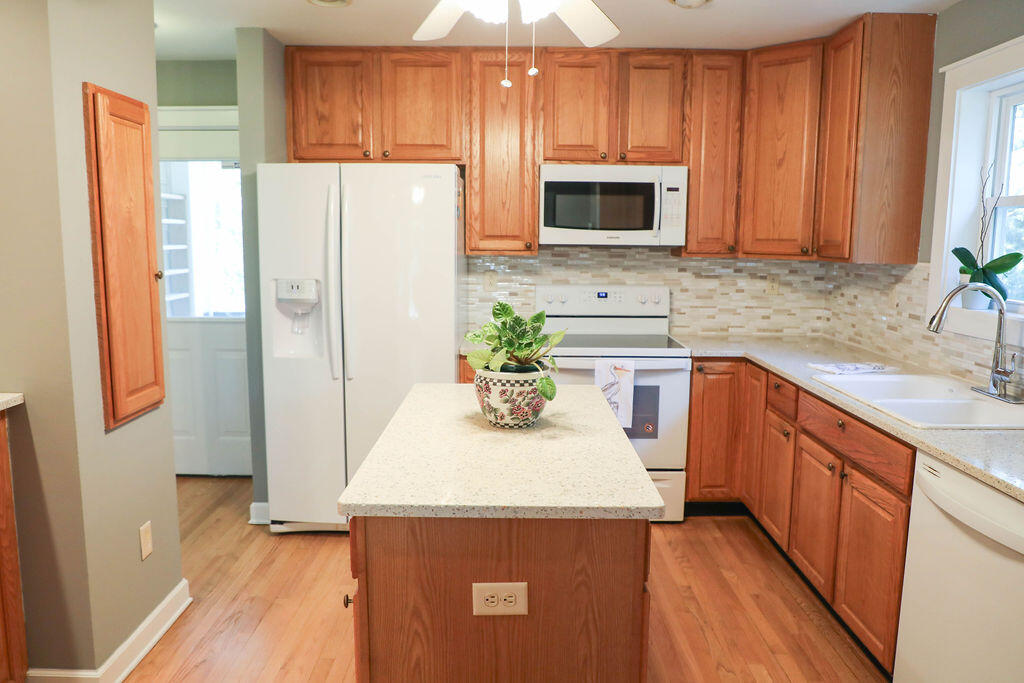 8513 Oyster Factory Road Edisto Island, SC 29438 - Photo 28 of 100 170A7475