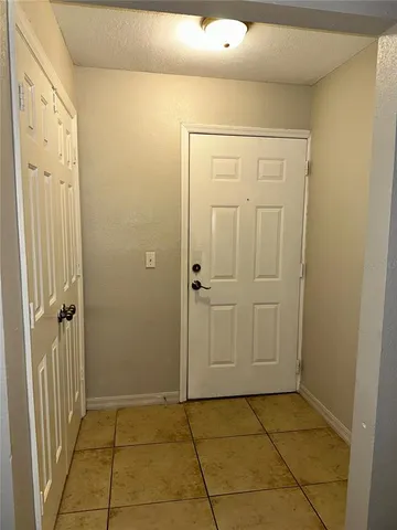 $1,450 | 4184 Versailles Drive, Unit 4184D, Orlando, FL 32808