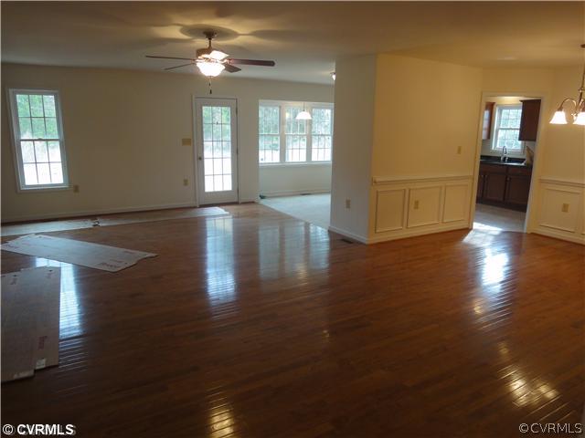 27 Hatcher Road Powhatan, VA 23139 - Photo 6 of 21 Den/Family/Great Room