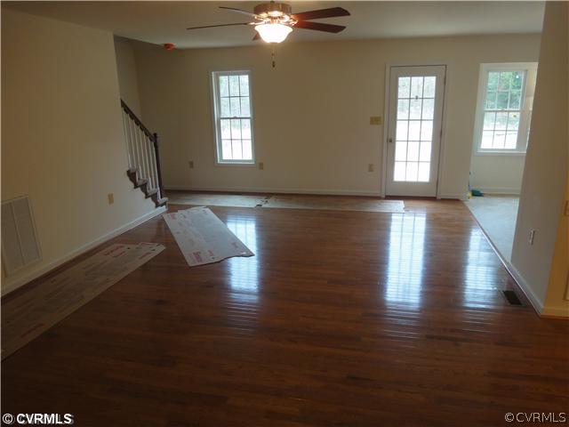 27 Hatcher Road Powhatan, VA 23139 - Photo 8 of 21 Den/Family/Great Room
