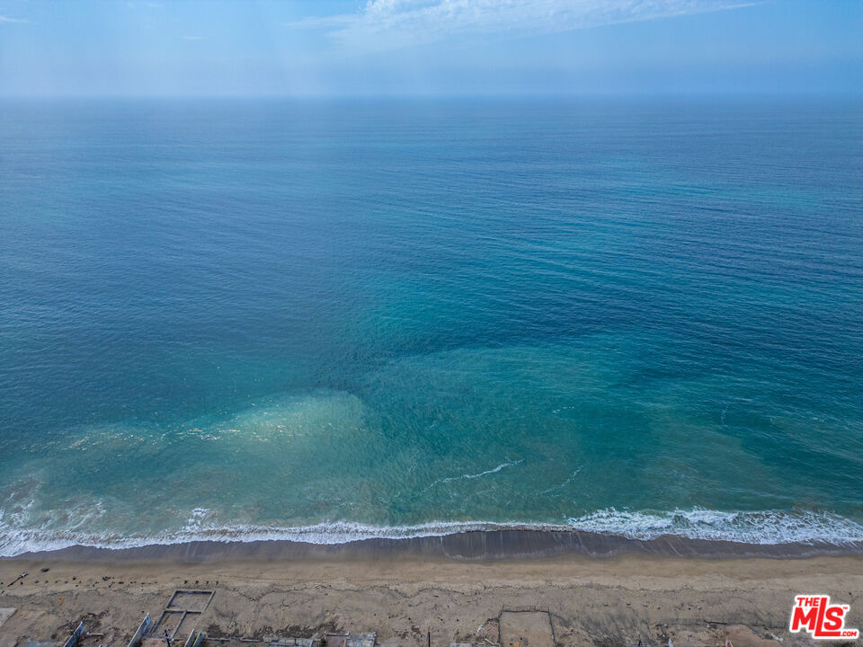 21415 Rambla Vista Malibu, CA 90265 - Photo 13 of 15 a view of a small yard