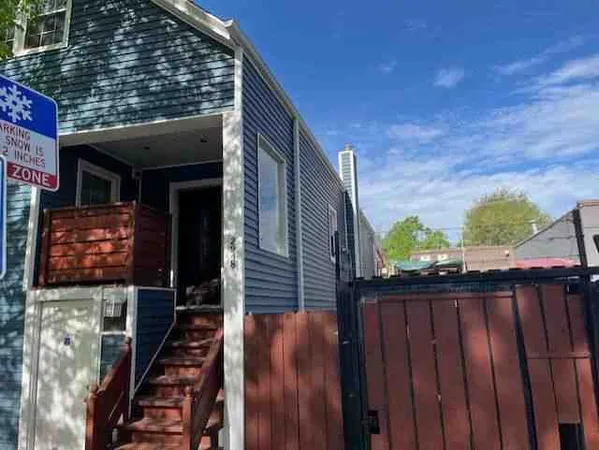 $500,000 | 2948 North Narragansett Avenue, Chicago, IL 60634
