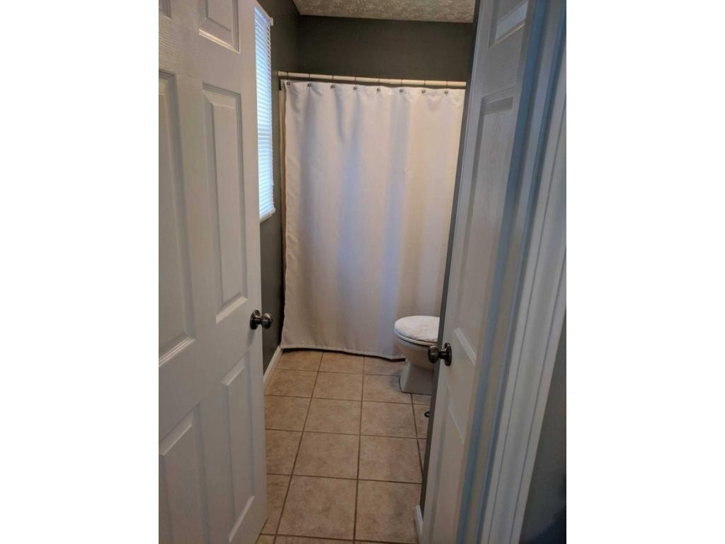 760 Bell Ridge Road Kingsport, TN 37660 - Photo 15 of 34 Master Bath