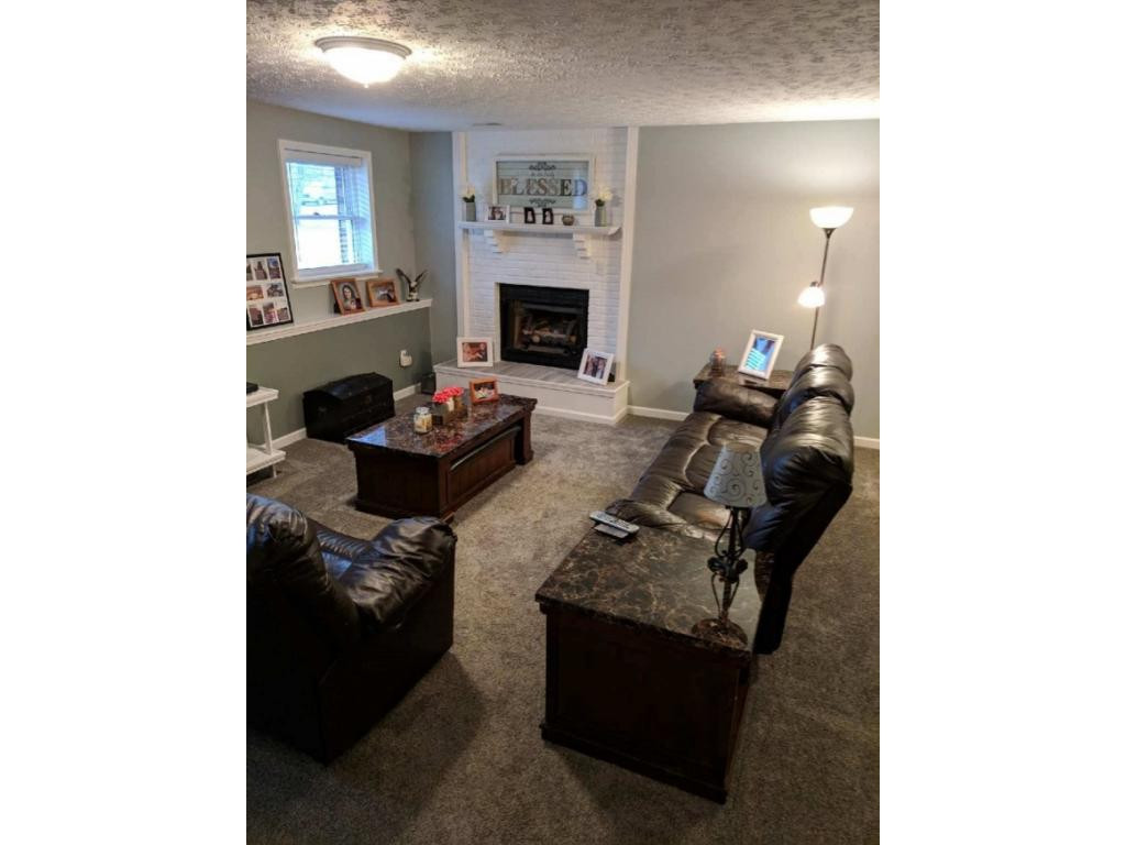 760 Bell Ridge Road Kingsport, TN 37660 - Photo 18 of 34 Fantastic Den with Fireplace