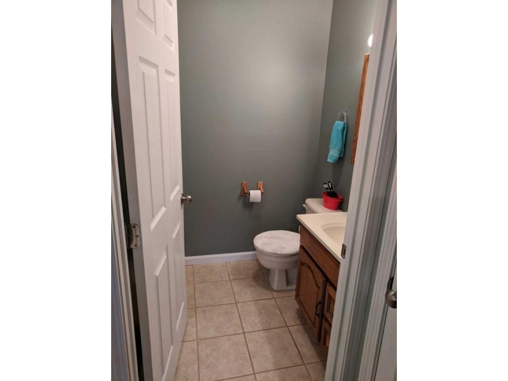 760 Bell Ridge Road Kingsport, TN 37660 - Photo 21 of 34 Half Bath Downstairs