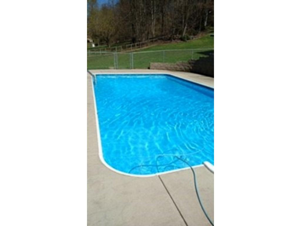 760 Bell Ridge Road Kingsport, TN 37660 - Photo 24 of 34 Gorgeous Inground Pool