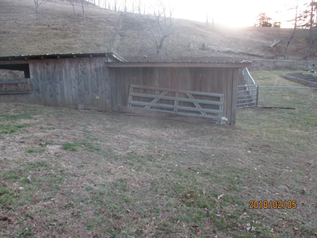 760 Bell Ridge Road Kingsport, TN 37660 - Photo 28 of 34 Outbuilding for Your Use