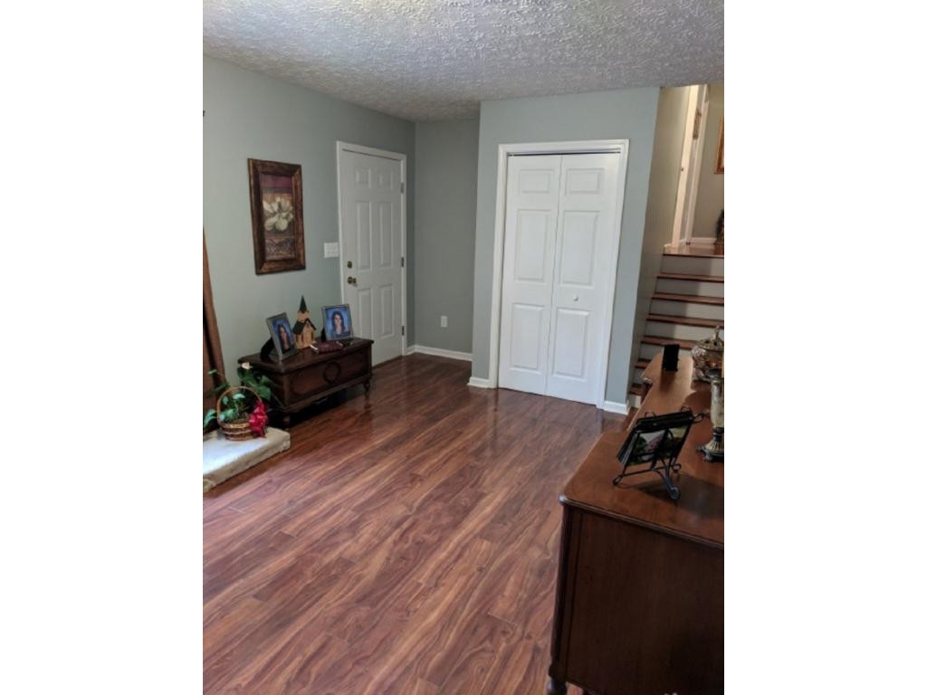 760 Bell Ridge Road Kingsport, TN 37660 - Photo 3 of 34 Another ViewGreat Living Room