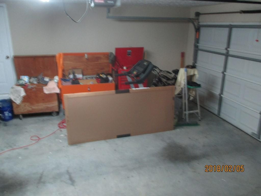 760 Bell Ridge Road Kingsport, TN 37660 - Photo 33 of 34 Double Garage