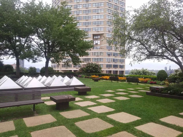 $333,000 | 7002 Boulevard East, Unit 12A, Guttenberg, NJ 07093