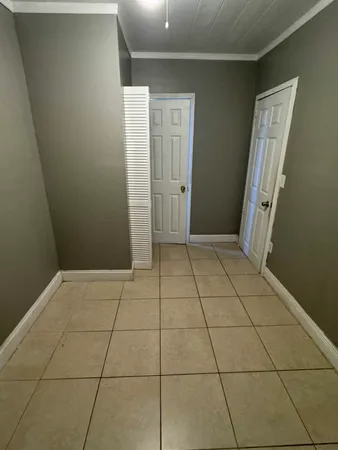 $2,295 | 717 South B Street, Unit 715, Lake Worth Beach, FL 33460