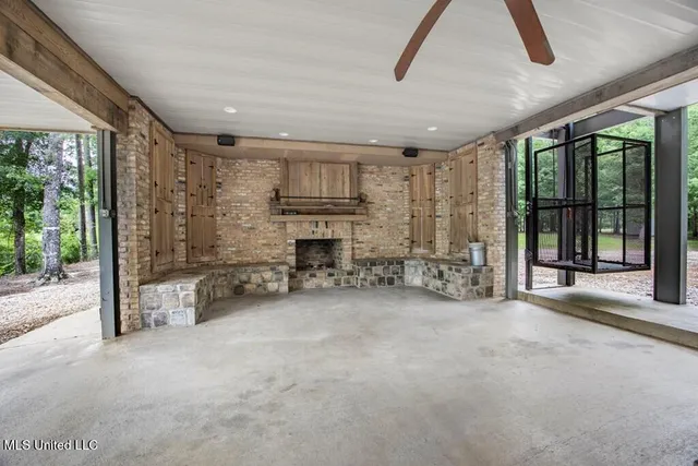 $2,600,000 | 115 Wilderness Run, Hattiesburg, MS 39401