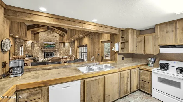 $2,600,000 | 115 Wilderness Run, Hattiesburg, MS 39401