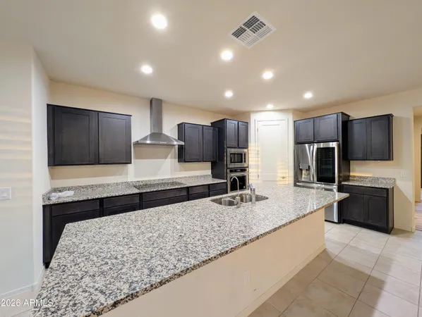 $2,698 | 5902 North 86th Drive, Glendale, AZ 85305