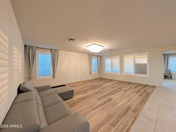 $2,698 | 5902 North 86th Drive, Glendale, AZ 85305