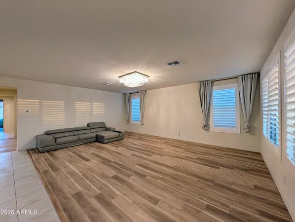 $2,698 | 5902 North 86th Drive, Glendale, AZ 85305