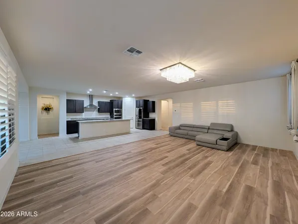 $2,698 | 5902 North 86th Drive, Glendale, AZ 85305