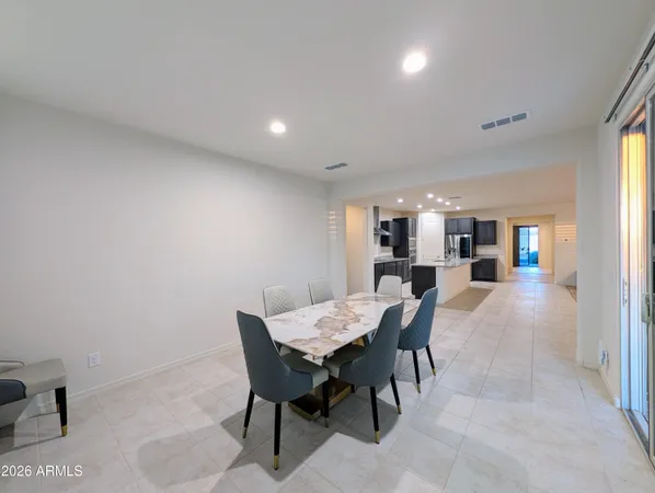 $2,698 | 5902 North 86th Drive, Glendale, AZ 85305