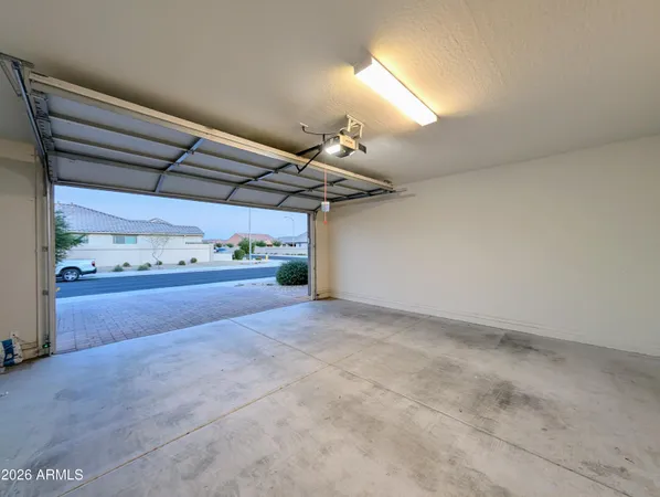 $2,698 | 5902 North 86th Drive, Glendale, AZ 85305