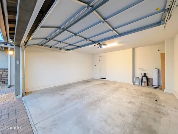 $2,698 | 5902 North 86th Drive, Glendale, AZ 85305