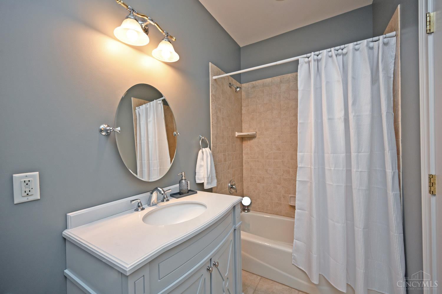 3662 Cooper Road Blue Ash, OH 45241 - Photo 44 of 85