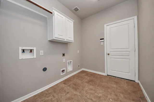 $3,500 | 18330 Enchanted Rock Trail, Humble, TX 77346