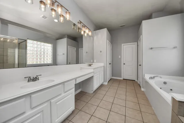 $3,500 | 18330 Enchanted Rock Trail, Humble, TX 77346
