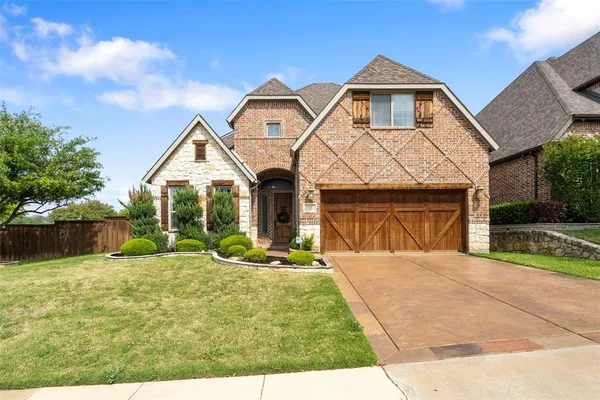 $745,000 | 2131 North Hill Drive, Irving, TX 75038