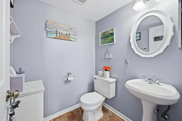 $389,900 | 492 Victoria Lane, Wood Dale, IL 60191