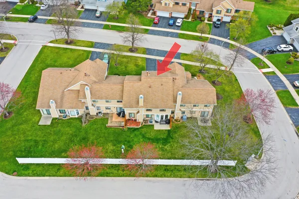 $389,900 | 492 Victoria Lane, Wood Dale, IL 60191