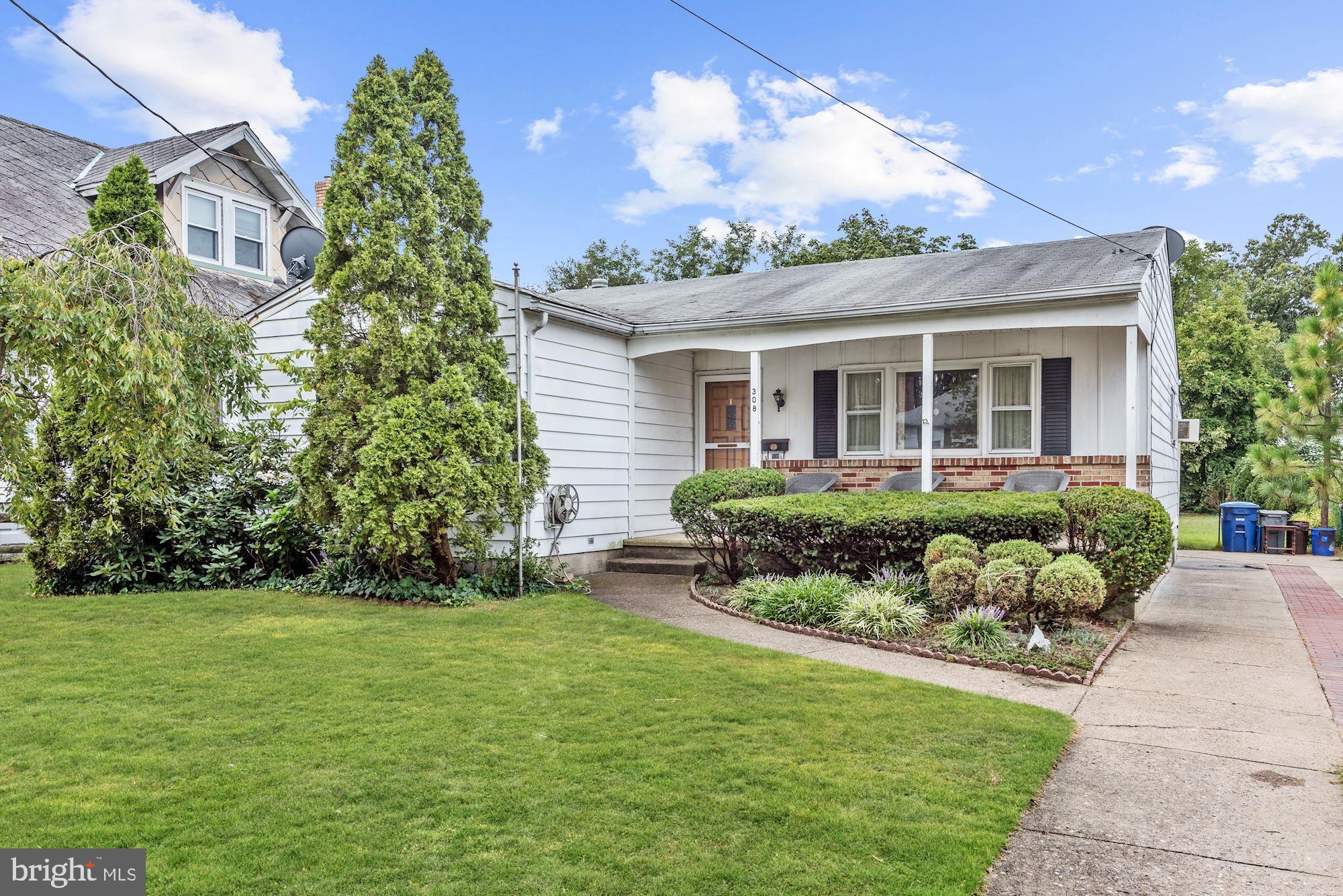 308 Lippincott Avenue Riverside, NJ 08075 - Photo 1 of 28