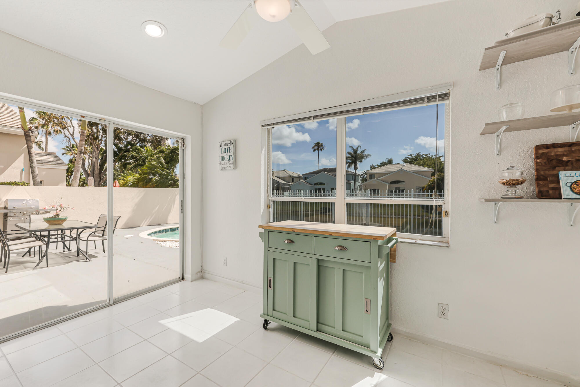 7873 Travelers Tree Drive Boca Raton, FL 33433 - Photo 31 of 55 Peaceful