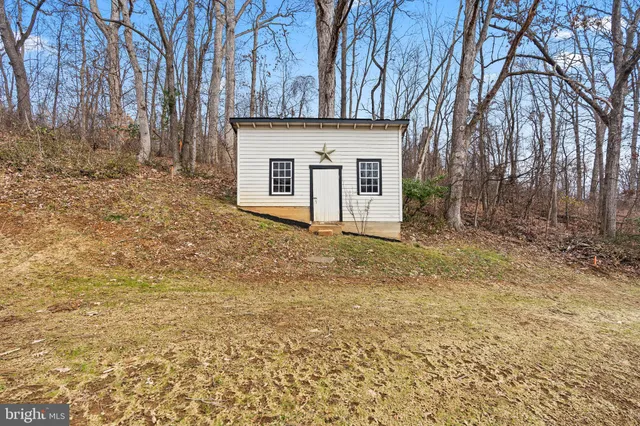 $550,000 | 9025 Myersville Road, Myersville, MD 21773