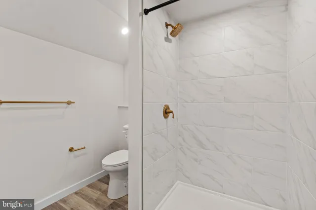 $550,000 | 9025 Myersville Road, Myersville, MD 21773