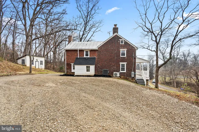 $550,000 | 9025 Myersville Road, Myersville, MD 21773