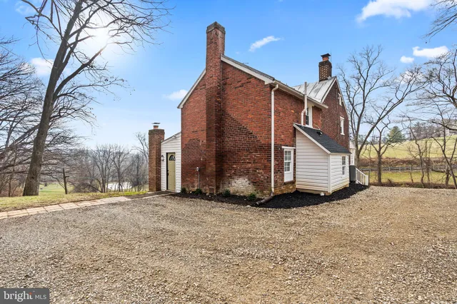 $550,000 | 9025 Myersville Road, Myersville, MD 21773