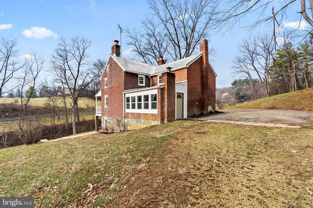 $550,000 | 9025 Myersville Road, Myersville, MD 21773